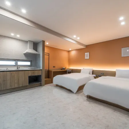 Sacheon (Samcheonpo) Hotel Lazy Heaven