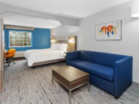 Holiday Inn Express & Suites CARMEL NORTH - WESTFIELD by IHG Hotels in Carmel