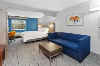 Holiday Inn Express & Suites Carmel North - Westfield Hôtels à : Westfield