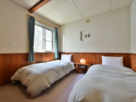 Pension Smoke Chief Hotels in 