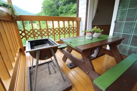 Mungyeong Sannaeeum Pension Отели рядом с достопримечательностью «Ssangyong Valley»