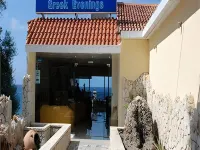 Aloha Hotel