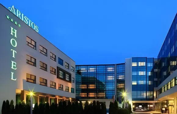 阿里斯託斯酒店