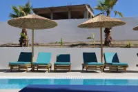 Evita Alegria Hotel - parking