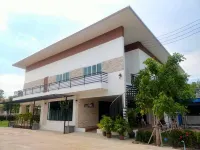 Uthaithani Resort فنادق في أوثاي ثاني