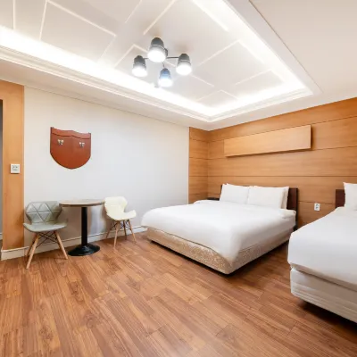 Gwangju Sangmu Alice Business Hotel Hotels near 5·18 Memorial Park