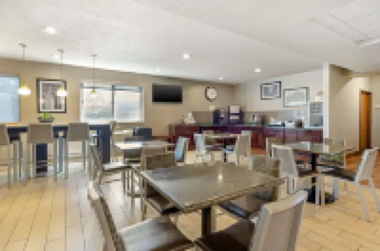 Best Western des Plaines Inn