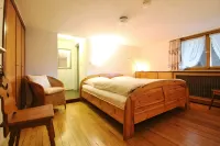 Double Room Apple Blossom Hotels in Schuttertal