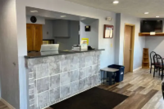 Super 8 by Wyndham Altoona