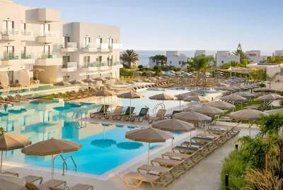 Atlantica Aqua Blue Отели в г. Протарас