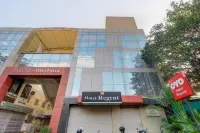 FabHotel Regent Inn - Nr SkyWalk Bridge Hotels in Chinchvad