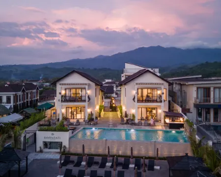 Bayandati Resort Hotels in Bataan