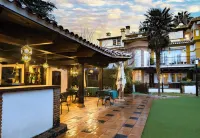 Cortijo Landete Hotels in Alhendin