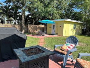 1 Bedroom Studio Cottage Patio Grill Firepit Parking