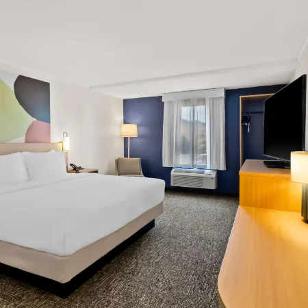 Spark by Hilton Daleville Roanoke North Отели в г. Ботетот