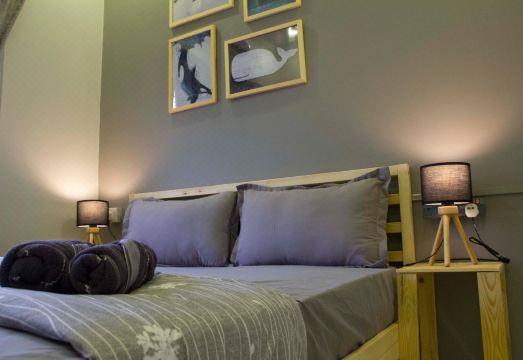 Gray Whale Cozy Homestay