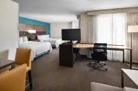 Residence Inn Denver Cherry Creek فنادق في غليندال