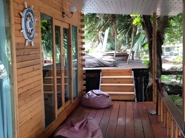 รูปภาพของเช็คอิน แอนด์ ชิลล์เอาท์ ท่าเรือแหลมศอก