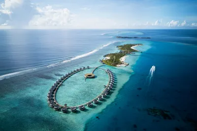 The Ritz-Carlton Maldives, Fari Islands Hotels in Helengili