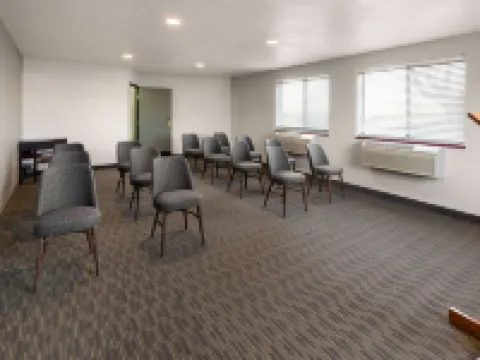 サイロ ホテル デンバー エアポート ア ラマダ バイ ウィンダム オーロラのホテル