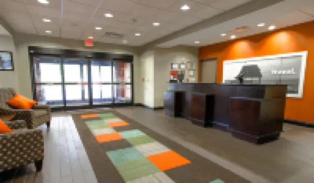 Hampton Inn & Suites Flowery Branch Lake Lanier