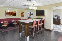 Hampton Inn Hinesville Hôtels à : Hinesville