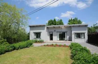 Spacious Bungalow with Large Garden