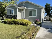 Mountain & City Getaway: 6BR, 2 Kitchens, 3 Bathrm Hotels near Triton Heights Apartments