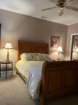 LAKEFRONT TOWN HOME IN DOWNTOWN HIAWASSEE - 3-Star