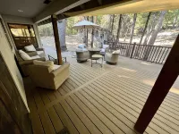 Spacious Multi Family/Group Cabin - 5min to lake and 1/2hr to skiing!