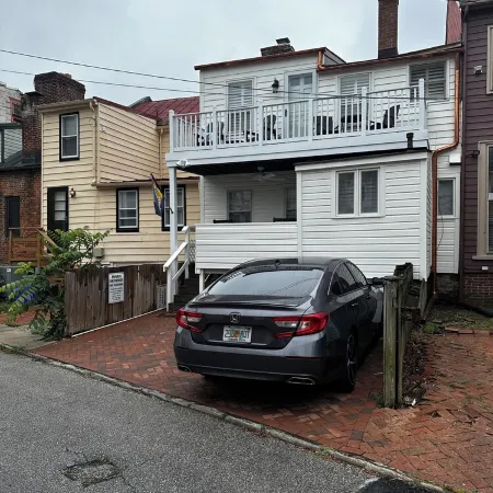 Walk to the Naval Academy and Historic Annapolis.  Private Parking at the Home.