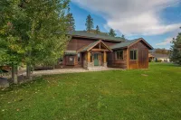 Icicle Creek Lodge 2 Minutes to Downtown Leavenworth3 bedrooms 3 baths Hotels near Icicle Station