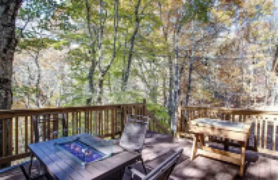 Hot Tub, Game Room, by Ski Sugar & Beech, Location, Near Town, Kid-Friendly