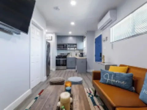 Luxe and Modern South Bay ADU Hoteles en Carson