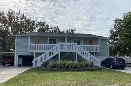 Paradise Vacation Rental with Water Views Отели рядом с достопримечательностью «Pop Stansell Park»