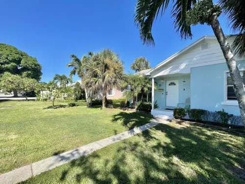 Blue Beach Cottage