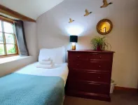 2 bedroom barn conversion on smallholding with alpacas, goats and pigs Hotels in Redruth