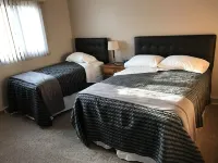 5th Steele Place, LLC - Downtown Algoma Condos: Overnight or Extended Stays