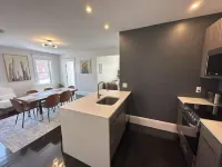 Downtown Salem Chic - 3 Bedroom w/ Parking