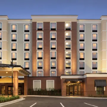 DoubleTree by Hilton Charleston Mount Pleasant