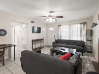 Entire 2 bedroom unit downstairs, family owned. Hotels in Midlothian