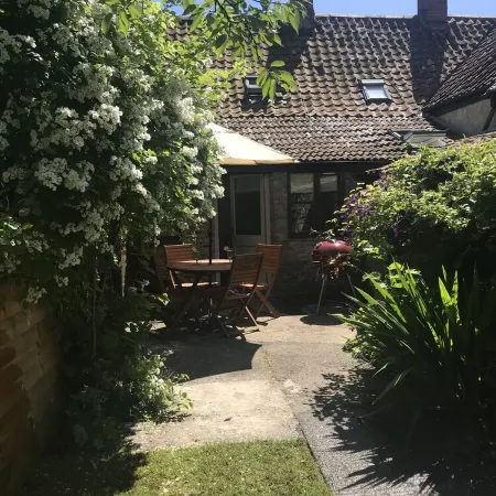 400 Year Old Grade II Listed Stone Cottage, Pilton; Glastonburyaa  Gold Award