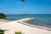 The Snook House at Tarpon Point  ~ 4 Bed/4 Bath Oceanfront Home - Hot Tub