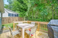 Beatiful Little Home with Mountain Views