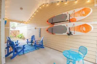 Summer Time! 2Kingbed2Bath, Sleeps 6. Pet Friendly. Pool. Gas Fire Pit.