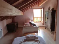 LARGE INDIVIDUAL CHALET CLASS 4 STARS, SUNNY, QUIET;