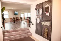 Sky Hi at Buckeye Lake Hotels in Harbor Hills