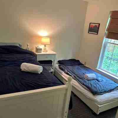Quiet resort condo close to Goose Rocks beach Rooms