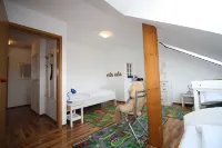 Vacation apartment "Leuchtturm" with large garden in the heart of Pilsum Hotels in der Nähe von OTTO (der Ostfriese) Leuchtturm / OTTO lighthouse