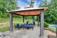 Hillside Haven on expansive grounds, heated pool, firepit, bocce court and more!